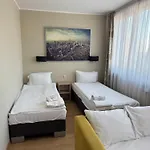 Carina Hotel 3*