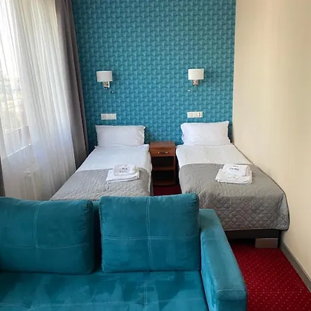 Carina Hotel 3*
