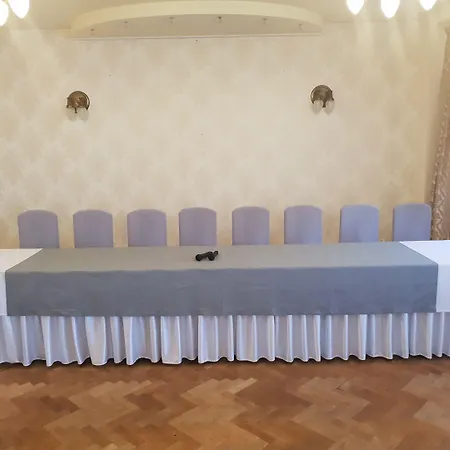 Carina Hotel 3*