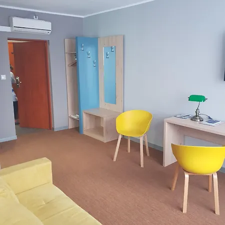 Carina Hotel
