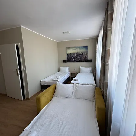 Carina Hotel