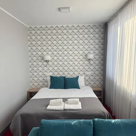 Carina Hotel 3*