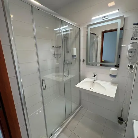 Carina Hotel