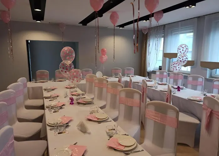 מלון Carina טצ'ב