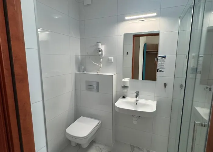 Carina מלון טצ'ב